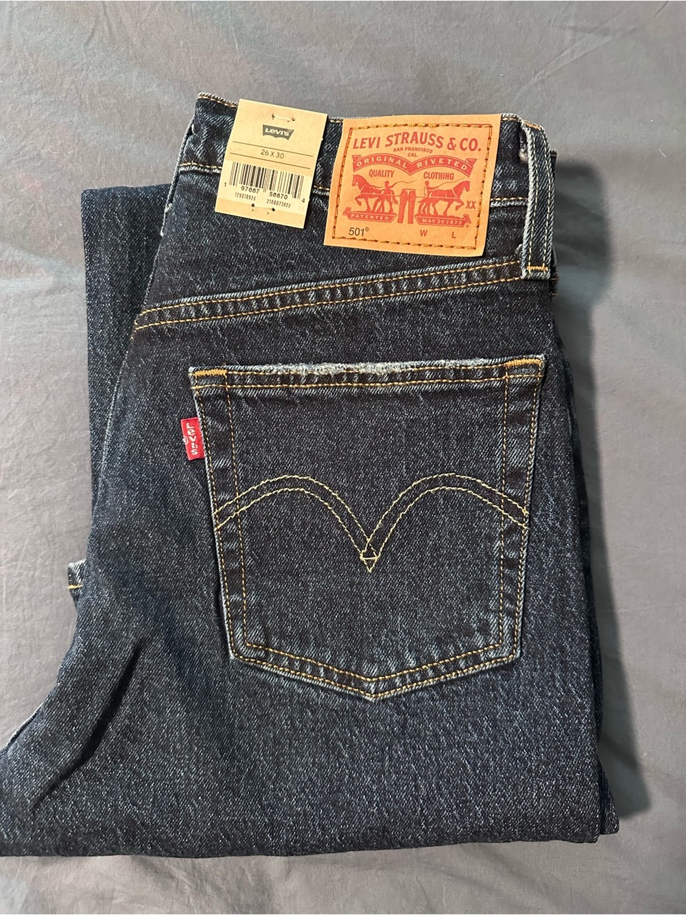 Levi's Women's Straight Leg Jeans in Dark Indigo Denim